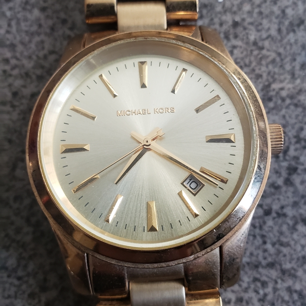 Michael kors watch gold
